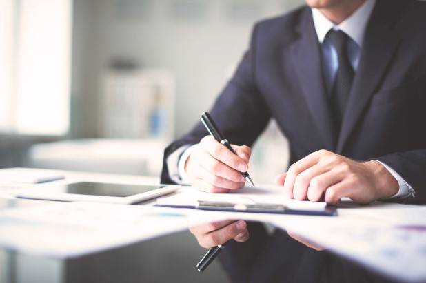 62c28486ab307c0b94ae4be1 Job desk komisaris